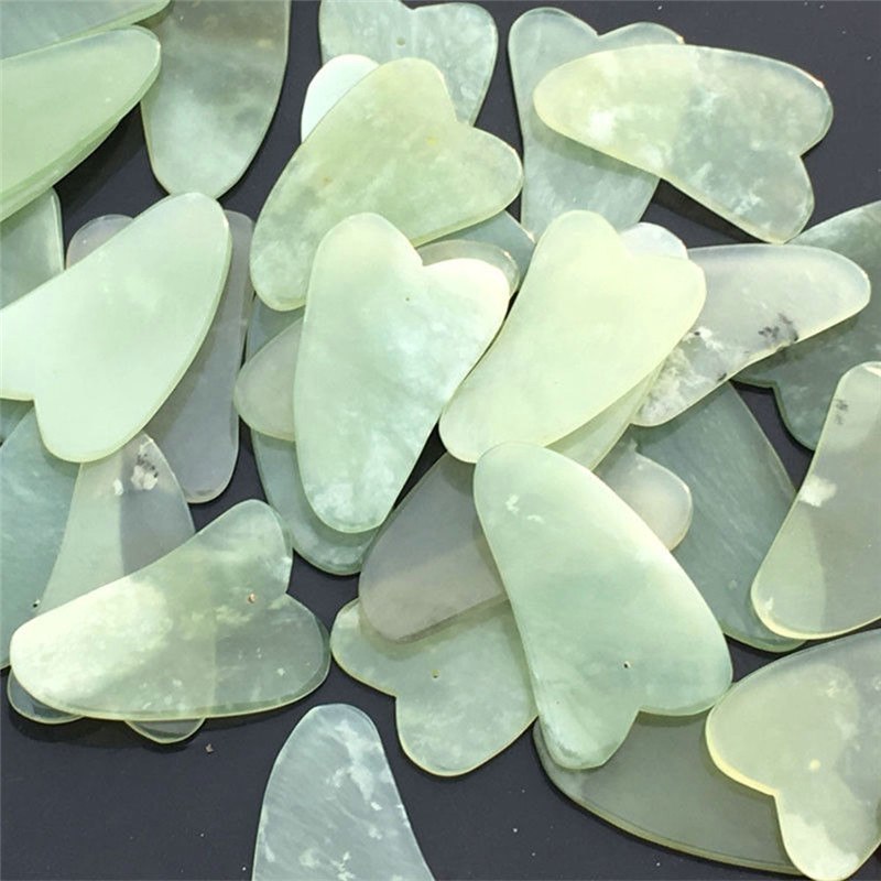 Beauty jade scraping Beauty jade scraping